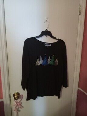 Women's Size XL Karen Scott Sparkly Christmas Tree Graphic Print Shirt